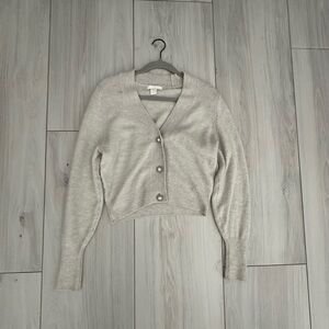 H&M long sleeve shirt is a size small and was worn once